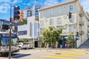 Building thumbnail 3