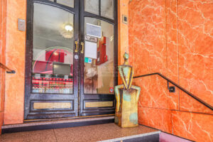 Building thumbnail 3